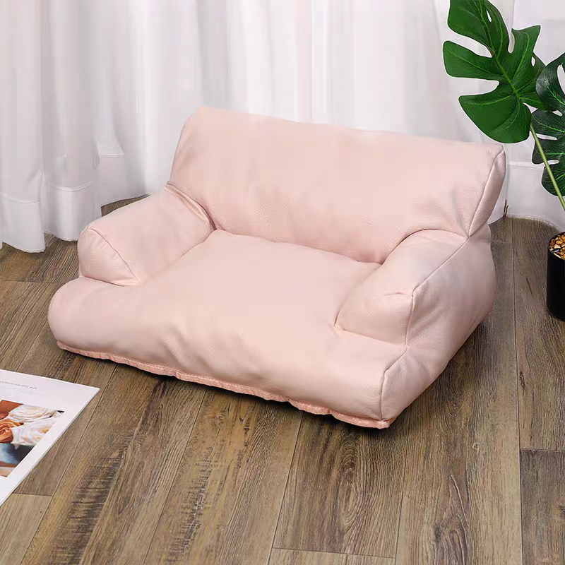 Cat couch for all seasons - Cute Pet Story