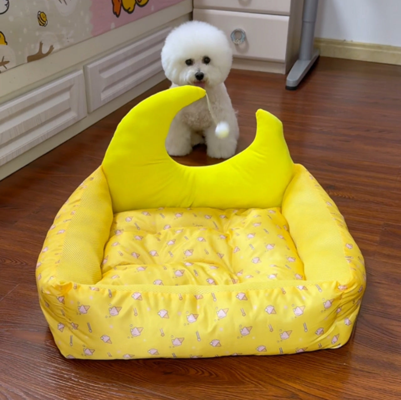 Cool & Waterproof Pet Sleeping Bed - Cute Pet Story